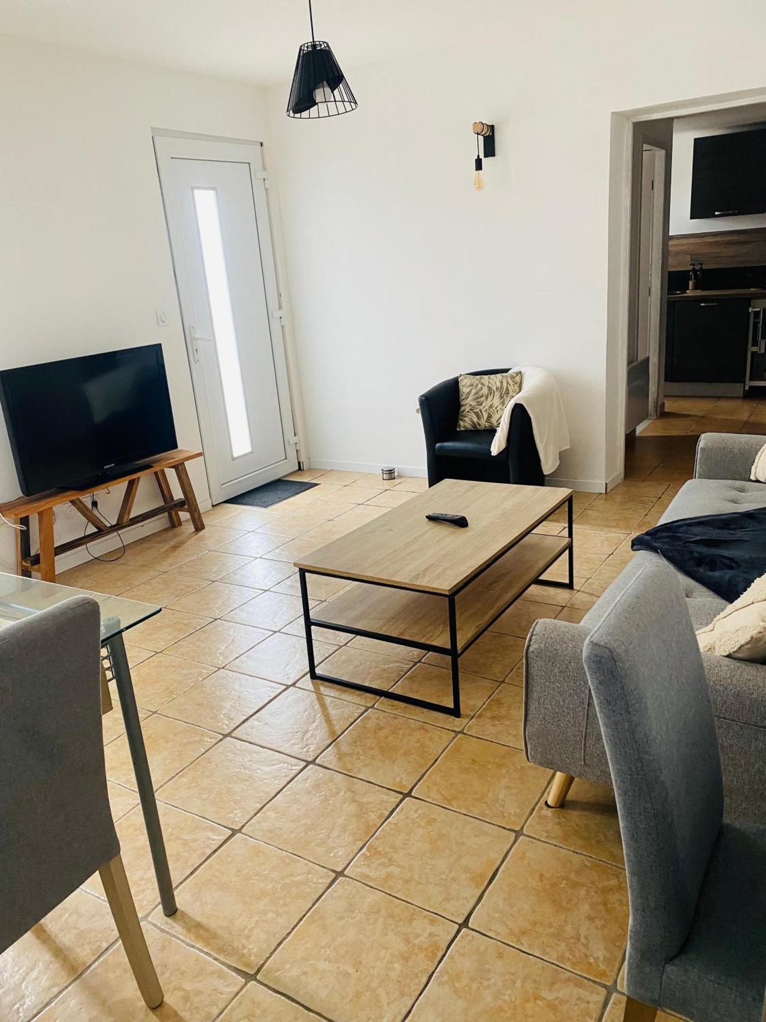 Maison T3 Apartment *